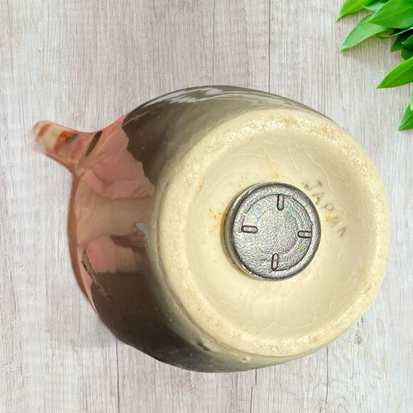 Vintage Radish Salt & Pepper Shakers - Picture 6 of 7